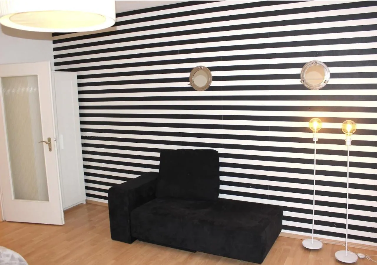 Appartement A-Partment • Koeln- Mediapark