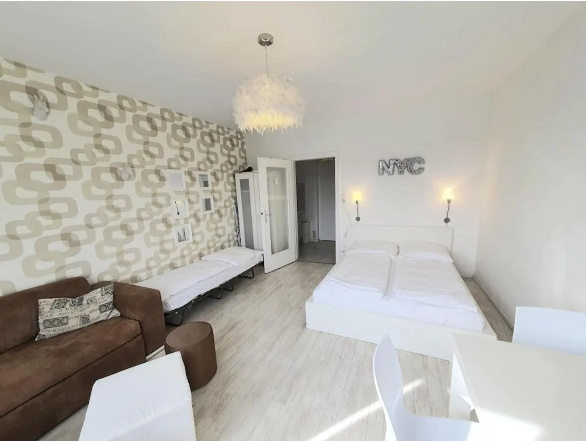 Appartement A-Partment • Koeln- Mediapark 0*, Cologne