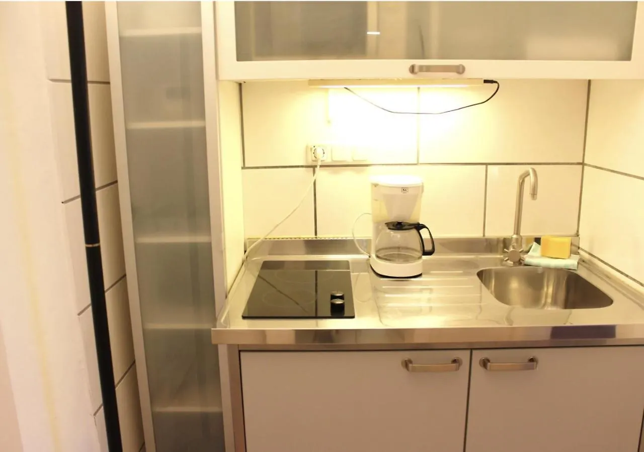 A-Partment • Koeln- Mediapark Lägenhet  Köln